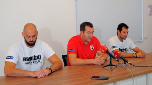 Radnički i Olimpijakos u kragujevačkom vaterpolo spektaklu, LEN Champions League - group A