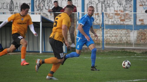 Gradnulica savladala Dolovo i upisala 13. pobedu u sezoni