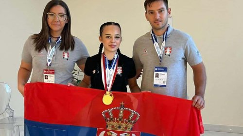 Divna Glišić osvojila zlato u Zrenjaninu i postala šampionka Srbije u deadliftu