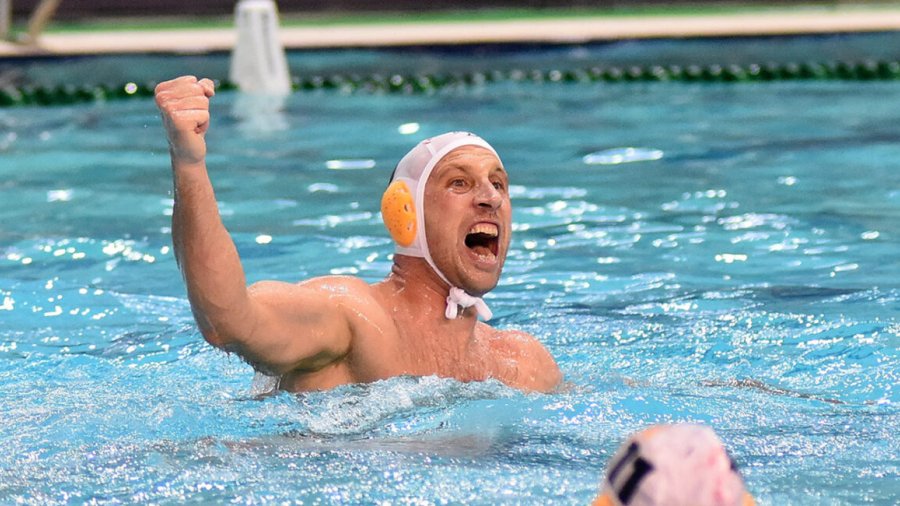 Spektakl u Kragujevcu: Radnički preokretom srušio Mladost!, LEN Champions League - group A