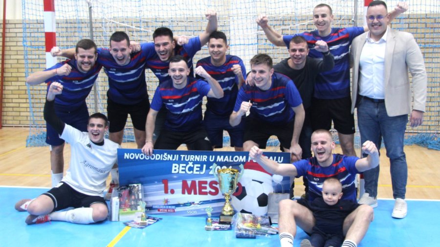 Agromaus treći put zaredom osvojio Novogodišnji turnir u Bečeju