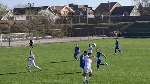Brodarac se nasukao u Surčinu, Srpska liga Beograd