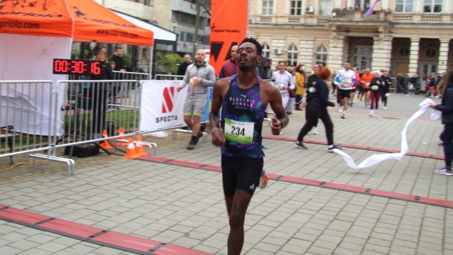 Bečejska desetka: Rekord sa 751 učesnikom iz 12 zemalja, Kenijci najbrži na 10 km