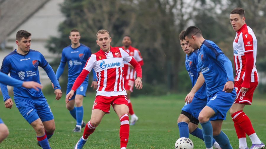 Crvena zvezda ubedljiva u Zmajevu, jubilej Obilića obeležen pred punim tribinama, Vojvođanska liga "Sever"