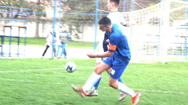 Bez golova, ali uz mnogo bure: Vojvodina (BG) i Radnički 1905 podelili bodove uz spornu odluku sudije, Vojvođanska liga "Sever"