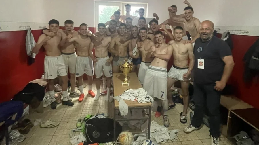 Jasenica 2017 izborila Prvu omladinsku ligu FS RZS: Zoran Živanović pravi planove za viši rang, Druga Omladinska "Podunavsko-Šumadijska" grupa