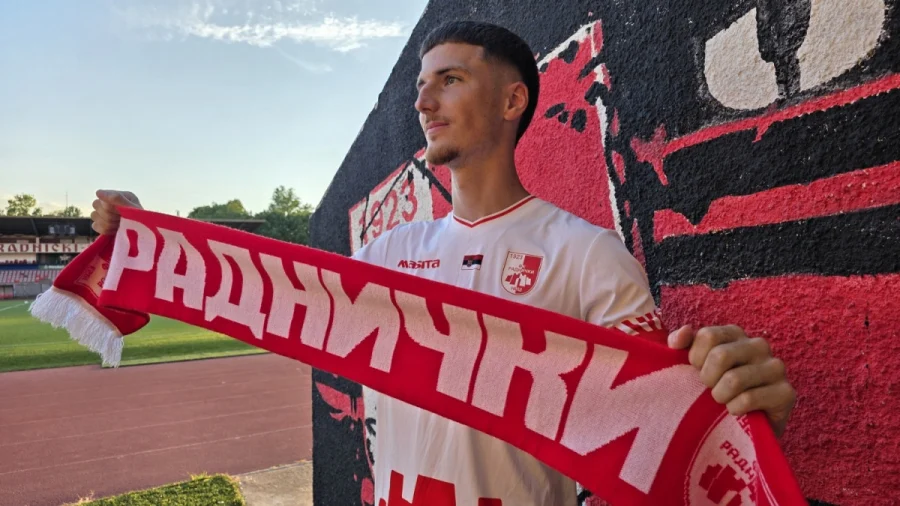 Radnički predstavio Nikolu Zečevića: Mladi defanzivac pojačao Nišlije, Mozzart Bet Super liga Srbije