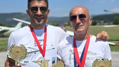 Aero klub Trstenik nastavlja da niže uspehe: Zlato u Beranama i bronza u pojedinačnoj konkurenciji
